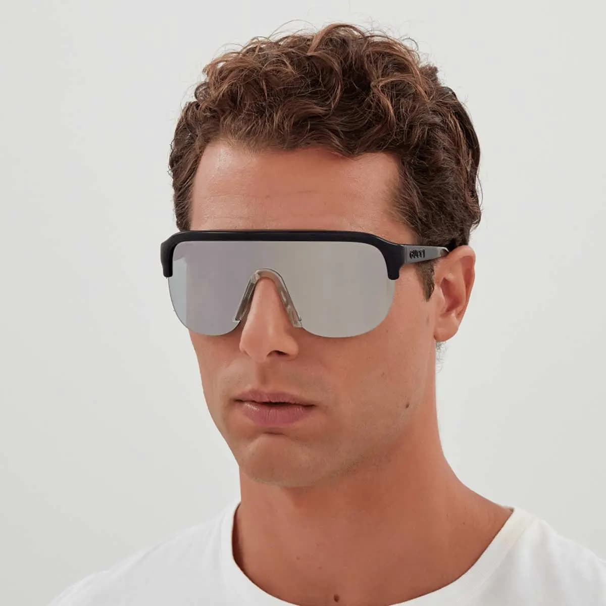 product-889652489674-3