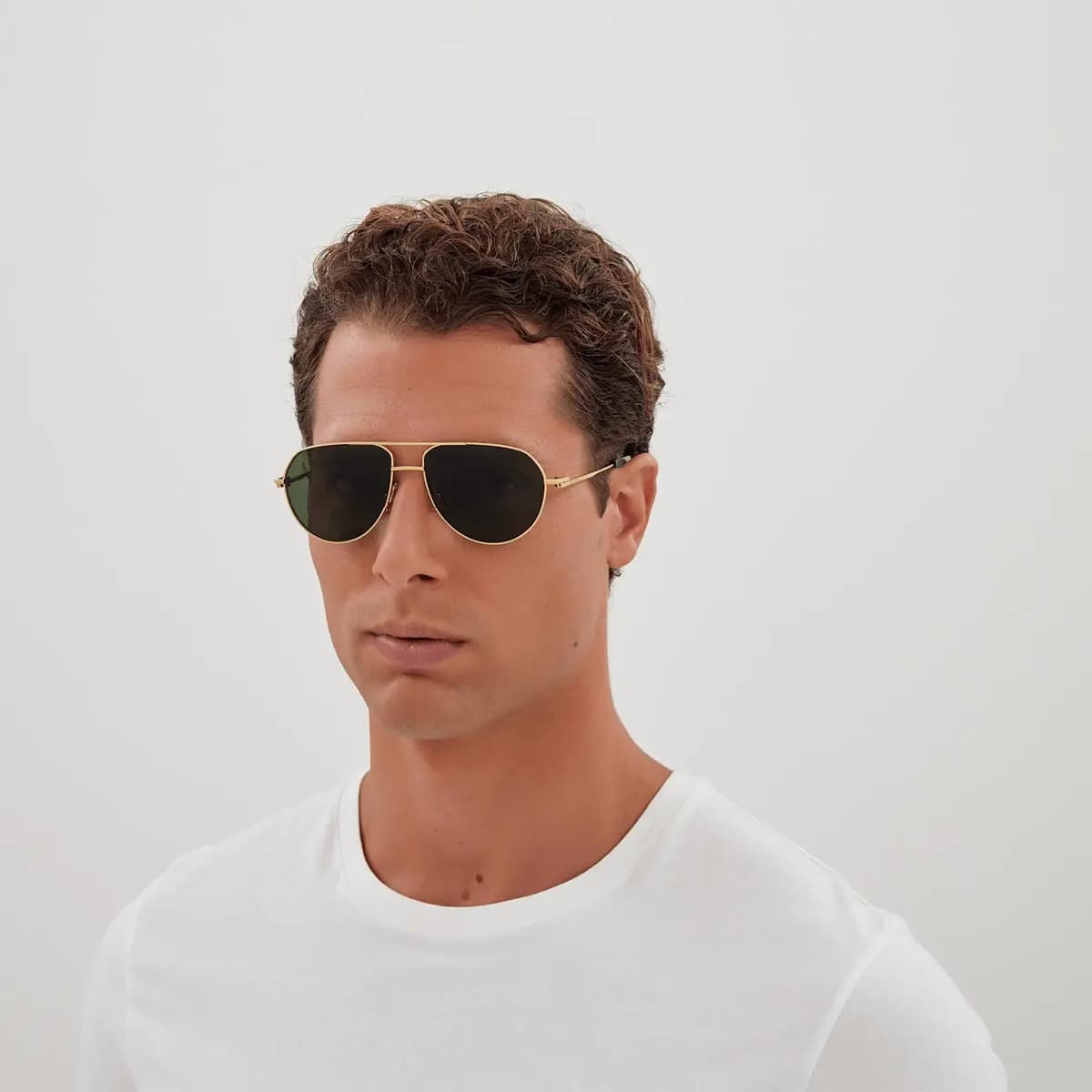 product-889652486130-3